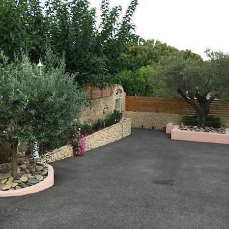 Appartement Rez De Chausse Bollène Zewnętrze zdjęcie